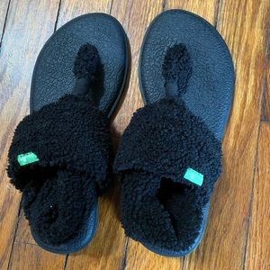 Sanuk Yoga Sandals size 6 womens (fit like 6.5)
